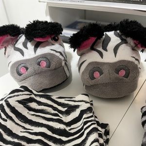 Zebras! Zebras and more Zebras!!